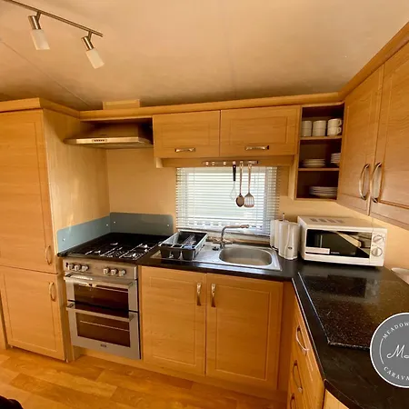 Palm Grove 132 - Pet Friendly, Wifi, Central Heating, Close To Shops And Beach - Meadow Lakes Caravan & Lodge Hire Chapel Saint Leonards Exterior photo