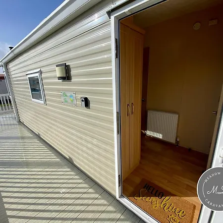 Palm Grove 132 - Pet Friendly, Wifi, Central Heating, Close To Shops And Beach - Meadow Lakes Caravan & Lodge Hire Chapel Saint Leonards Exterior photo